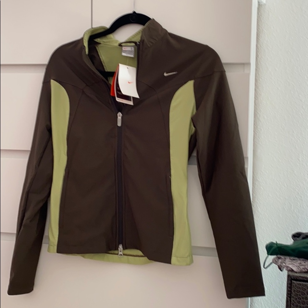 Brand New Nike FitDry jacket. Olive & light green